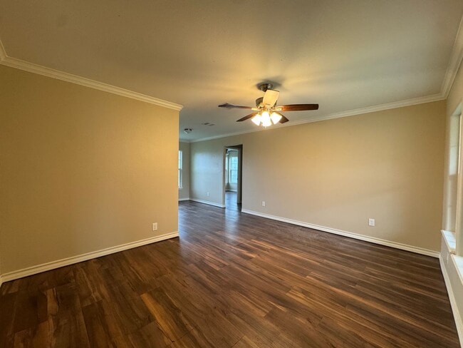 4722 Queen Dr in Corpus Christi, TX - Building Photo - Building Photo