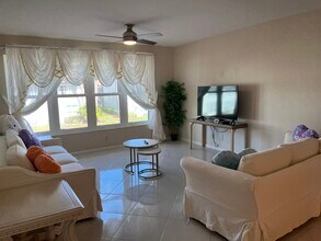 3631 Arctic Cir in Naples, FL - Building Photo - Building Photo