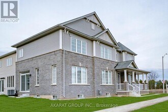 21 Legacy Ln in Thorold, ON - Building Photo - Building Photo