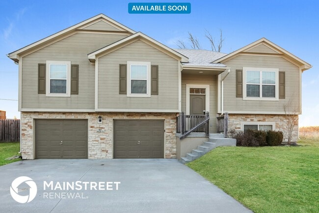 property at 807 E Rockville Terrace