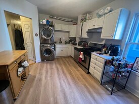 6 Wise St, Unit 1 in Boston, MA - Building Photo