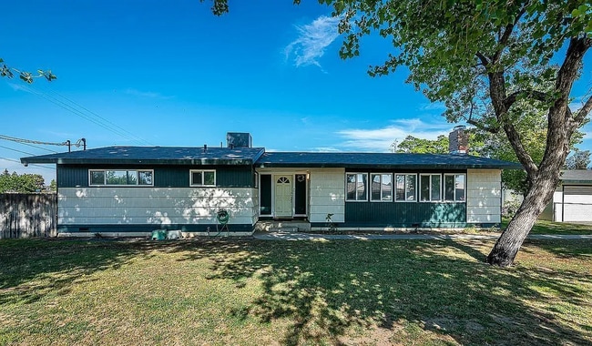 property at 1856 Wegis Ave