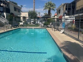 45303 Sunset Ln in Palm Desert, CA - Building Photo