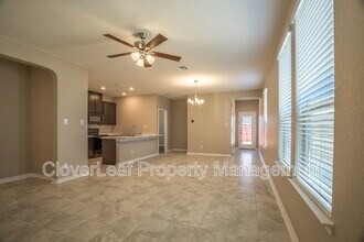 8329 Kinclaven Ct in Converse, TX - Building Photo - Building Photo