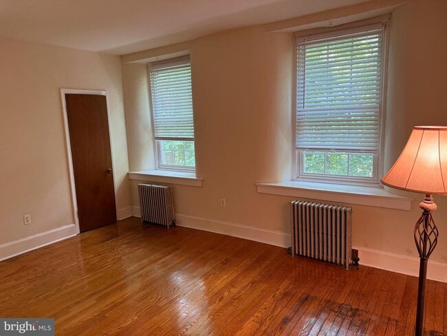 72 Park Ln in Glen Mills, PA - Building Photo - Building Photo