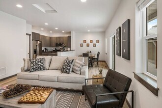 2942 W Babcock St in Bozeman, MT - Foto de edificio - Building Photo