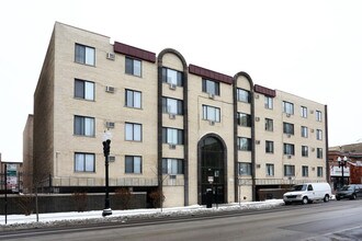 1515 W Morse Ave in Chicago, IL - Building Photo - Building Photo