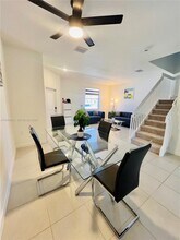 2562 SE 29th St in Homestead, FL - Building Photo - Building Photo
