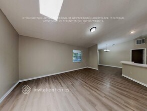 943 Hemingway Dr in Deltona, FL - Building Photo - Building Photo