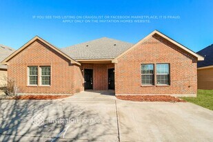 1200 Mulkey Ln in Denton, TX - Building Photo