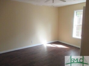 1326 E 33rd St in Savannah, GA - Foto de edificio - Building Photo