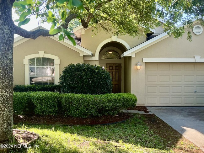13407 Devan Lee Dr E in Jacksonville, FL - Building Photo - Building Photo
