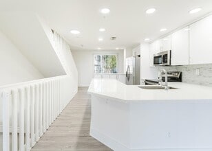 20889 St Andrews Blvd in Boca Raton, FL - Foto de edificio - Building Photo