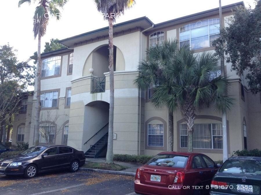 17101 Carrington Park Dr-Unit -423 in Tampa, FL - Foto de edificio