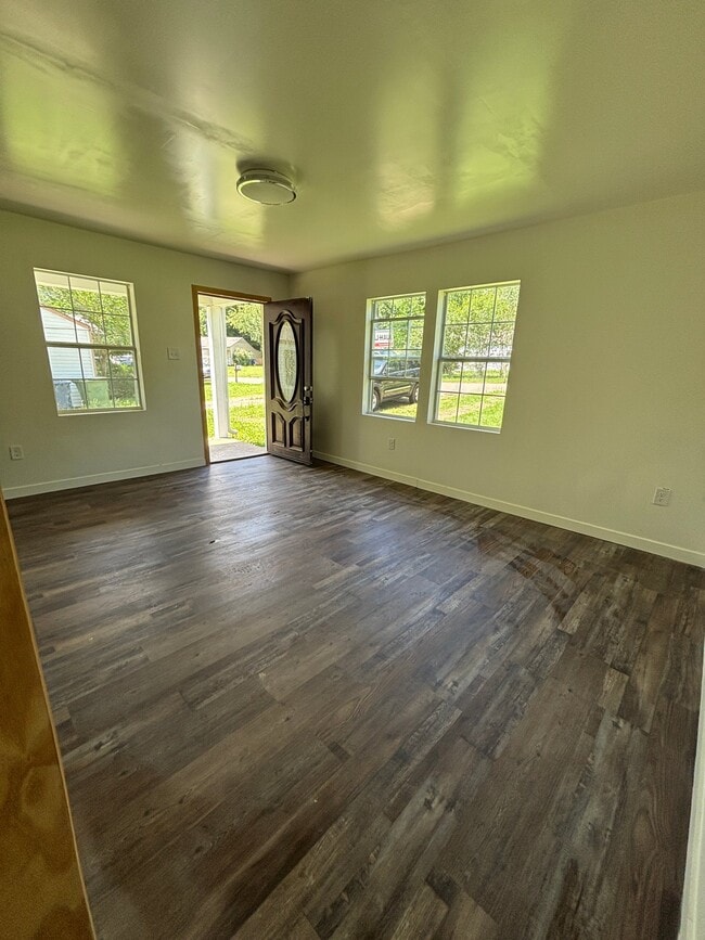 916 Fairway Dr NW in Huntsville, AL - Building Photo - Building Photo