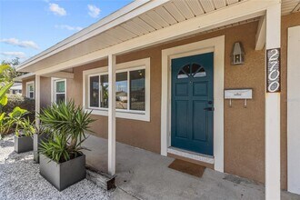 2700 67th St N in St. Petersburg, FL - Building Photo - Building Photo
