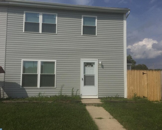 property at 15 Lawrence Ct