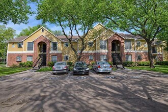 8627 Fancy Finch Dr in Tampa, FL - Building Photo - Building Photo