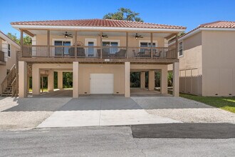 4860 S Tromp Lp in Homosassa, FL - Building Photo - Building Photo