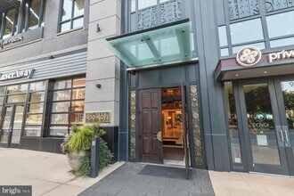 930 Rose Ave in North Bethesda, MD - Building Photo - Building Photo