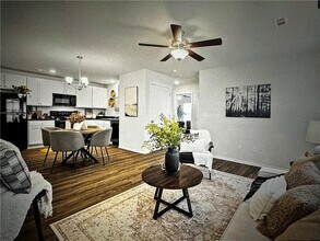 6501 NW Vandergriff St in Bentonville, AR - Building Photo - Building Photo