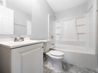 3633 N MacGregor Way photo'