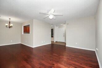 5624 Amity Springs Dr in Charlotte, NC - Building Photo - Building Photo