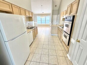 836 Tropicana Dr E in Memphis, TN - Building Photo - Building Photo