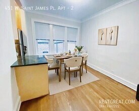 451 W St James Pl in Chicago, IL - Building Photo - Building Photo