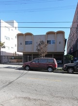 1222 N Edgemont St in Los Angeles, CA - Building Photo - Building Photo