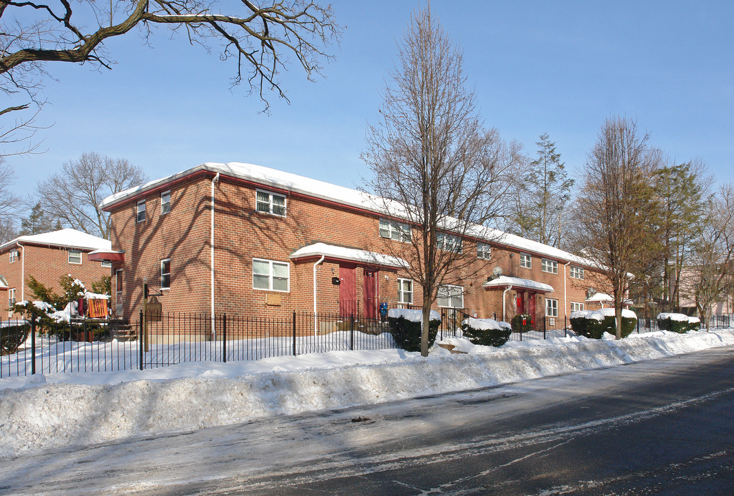 Avalon Village in Hartford, CT - Building Photo