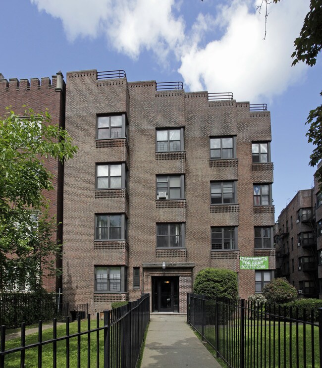 Munn-Chestnut Apartment in East Orange, NJ - Building Photo - Building Photo