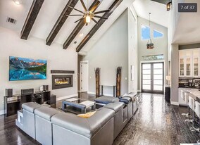 12715 Trail Driver, Unit SI ID1314618P in Dripping Springs, TX - Building Photo