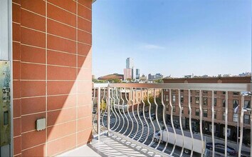 110 4th Ave in Brooklyn, NY - Building Photo - Building Photo