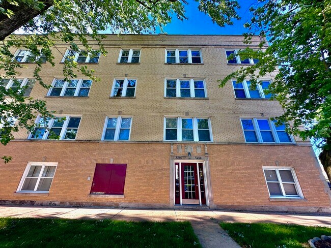 property at 3214 W Berteau Ave