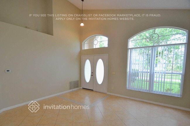 901 Rosinia Ct in Orlando, FL - Foto de edificio - Building Photo