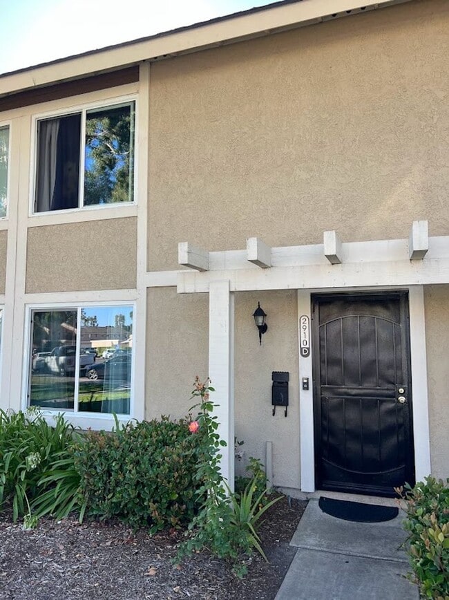 property at 2910-D S Sycamore St