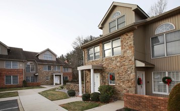 Harlen Court in Vineland, NJ - Building Photo - Building Photo