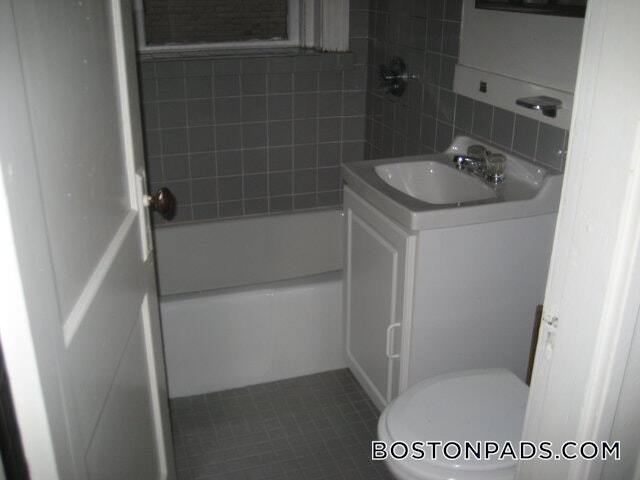 143 Park Dr in Boston, MA - Building Photo - Building Photo