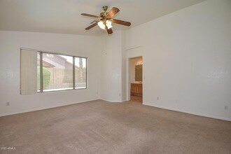 7472 W Potter Dr in Glendale, AZ - Building Photo - Building Photo