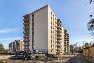 Edgeworth in Ottawa, ON - Building Photo - Building Photo