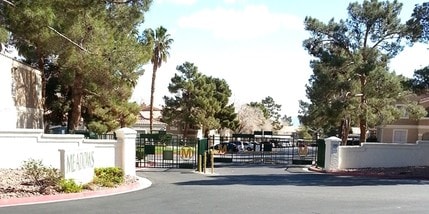 Meadows Condominiums in Las Vegas, NV - Foto de edificio - Building Photo