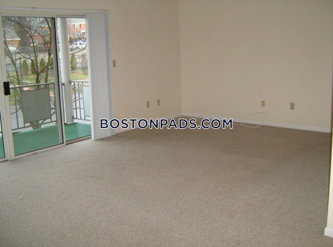 3 April Ln-Unit -11 in Lexington, MA - Building Photo - Building Photo