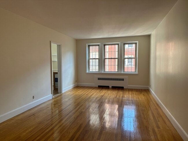property at 29 Concord Ave