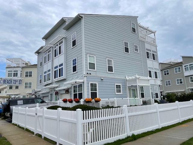 7219 Sandy Dune Way in Queens, NY - Building Photo