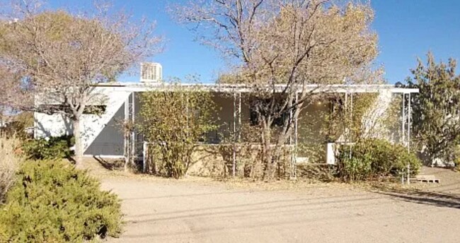 3900 Goldfinch Dr in Reno, NV - Building Photo - Building Photo