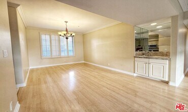 1250 Midvale Ave in Los Angeles, CA - Building Photo - Building Photo