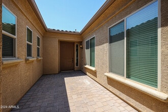 2377 E Galileo Dr in Gilbert, AZ - Building Photo - Building Photo