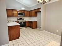 16806 Fallen Leaf Way photo'