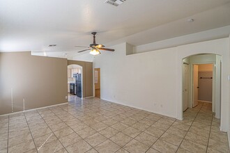 8646 E Nido Ave in Mesa, AZ - Building Photo - Building Photo